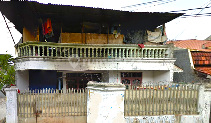 Rumah Tua Hook. Tomang. 2 Lantai. 9x9. Jalan 2 Mobil