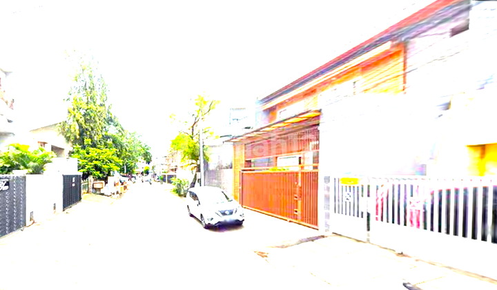 Rumah Tua. Tomang. 13x20. Jalan Lebar 4 Mobil 2