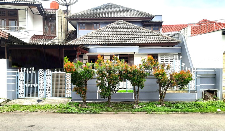 Rumah Citra Garden. 2 Lantai. 10x20. Jalan Lebar 3 Mobil. Siap Huni