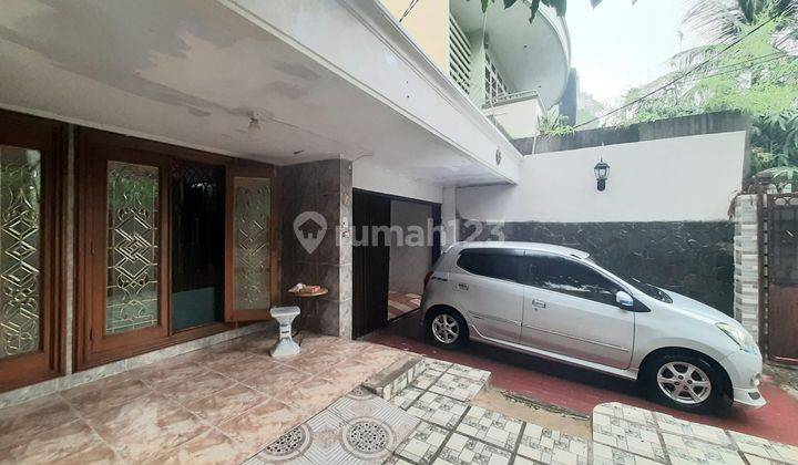 Rumah Tanjung Duren 1.5.lantai. 12.5 X 24. Jalan Lebar 3 Mobil 2