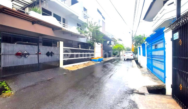 Rumah Tomang 2.5 Lantai. 9x16. Jalan 2 Mobil. Siap Huni 2