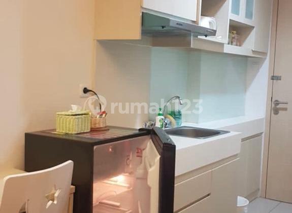Tree Park BSD Apartment. Floor 20. Area 25 M2. View: City. Fully Furnished. Move-in Ready.