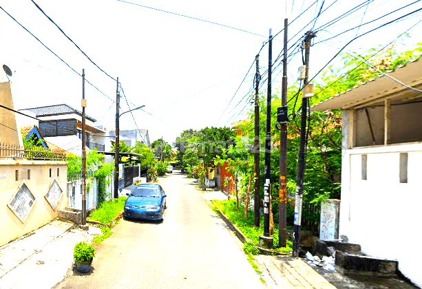 Rumah Tanjung Duren. 3 Lantai. 9.5x20. Jalan 3 Mobil. Siap Huni 2