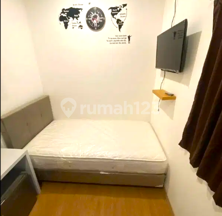 Rumah Kost Baru. Tomang. 4 Lantai. Full Furnish & Interior. Belakang Kampus & Rumah Sakit.