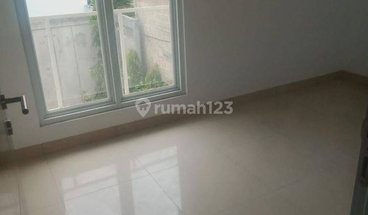 For Sale Rumah Tinggal di Bintaro 2