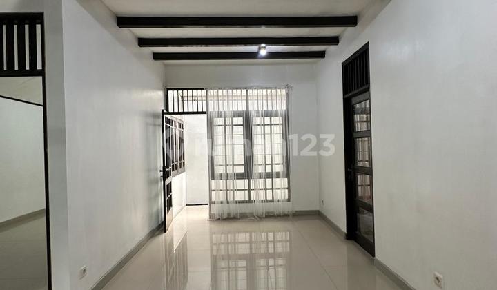 Ready-to-Occupy 2-Story House in Bintaro Jaya Sector 5, ARN + NV