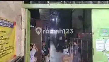 For Sale Strategic 2-Story Office & Warehouse on RE. Martadinata, Cipayung – Ciputat, tat an rnv For Sale Strategic 2-Story Office & Warehouse on RE. Martadinata, Cipayung – Ciputat, tat an rnv