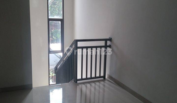 Rumah SHM 2 Lantai Dekat Alam Sutra dan Graha Raya 15