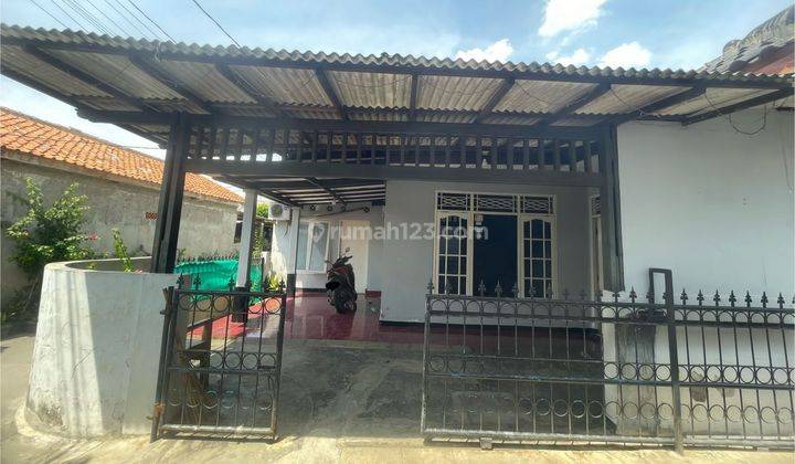 Dijual rumah di Pamulang Barat SHM Bagus hadap Barat 1