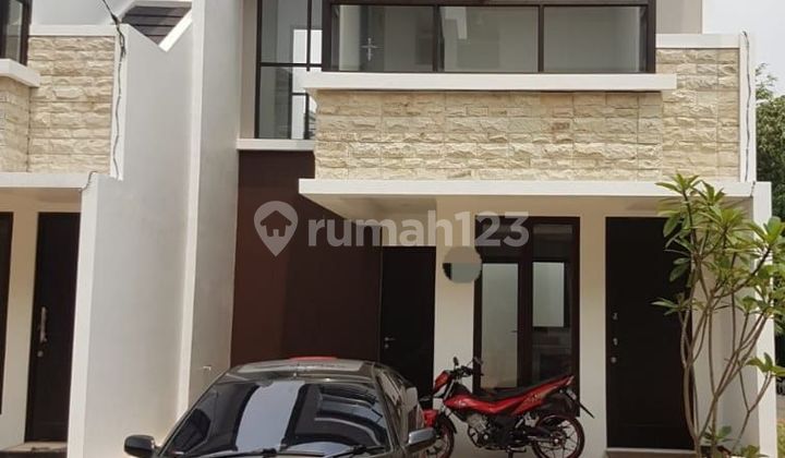 Dijual Rumah 2 Lantai Baru Siap Huni Hadap Selatan di Buaran Serpong Dijual Rumah 2 Lantai Baru Siap Huni Hadap Selatan di Buaran Serpong