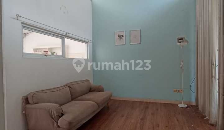 Rumah SHM Siap Huni Lokasi Strategis Dekat Bintaro 2