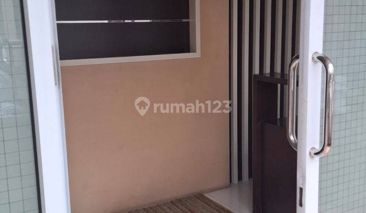 Ruko pasar modern paramount,3lantai, semi furnish siap huni 2