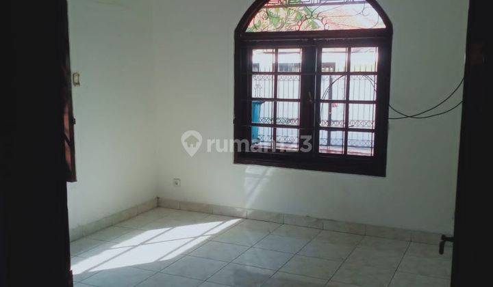 Disewakan Rumah Dengan Luas 368m2 Type 4kt di Jatiwaringin Jakarta Timur 12