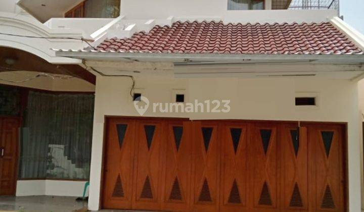Rumah 2 Lantai Luas 12x66 800m2 Type 6kt, Matraman Jakarta Timur  2