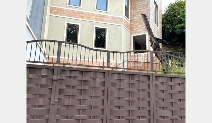 Puri Jimbaran Housing, 3 floors, 15x30, 450m, type 5 bedrooms, Ancol, North Jakarta 1