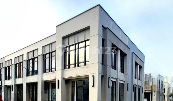 Ruko 91 District BSD City 2lt hoek luas 41m Tangerang