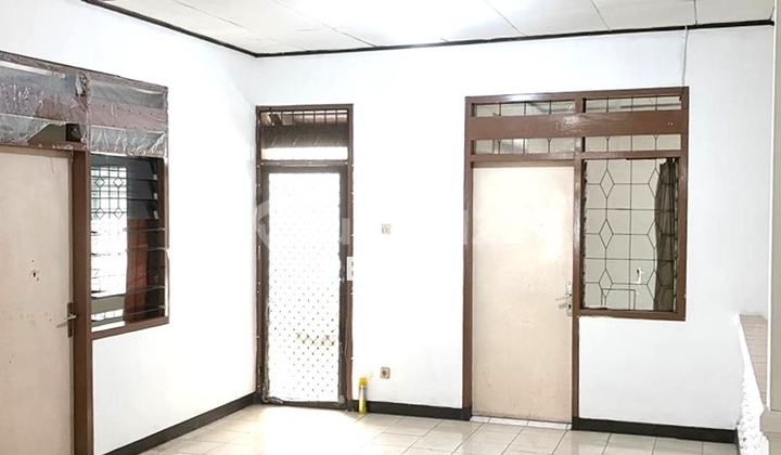 Rumah Hoek 2Lt Luas 230M Type 6Kt Pondok Kelapa Duren Sawit Jakarta Timur