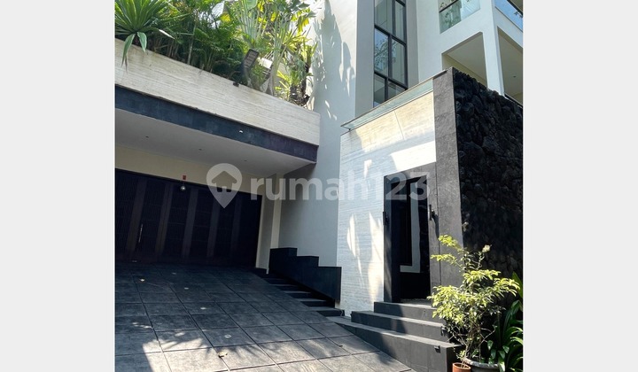 The Riverville Housing, 4th floor, 308m², 3-bedroom type, Cilandak, South Jakarta.