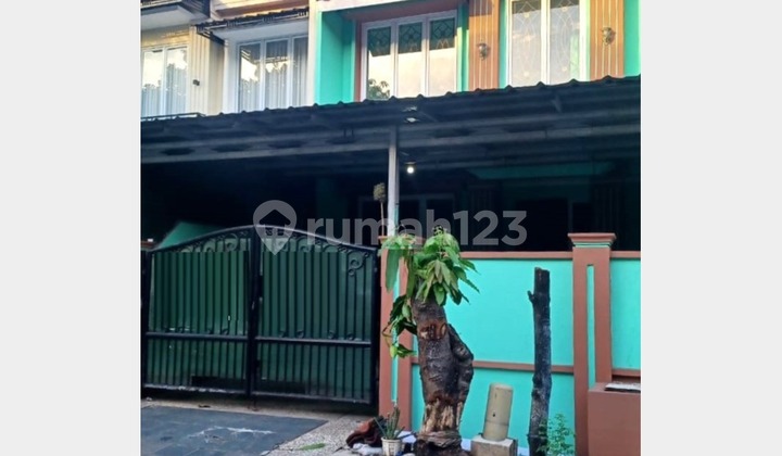 2-story fully renovated house, 6x15 90m², type 4 bedrooms with maid's room, Royal Residence, Cakung, East Jakarta 2