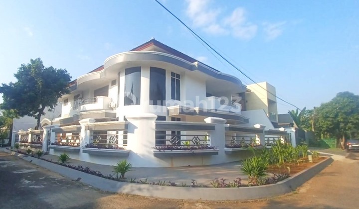 Corner house 2 floors 20x30 600m type 10KT Taman Modern Cakung East Jakarta Corner house 2 floors 20x30 600m type 10KT Taman Modern Cakung East Jakarta