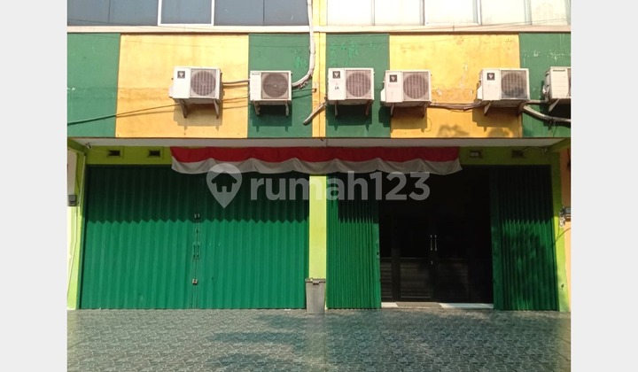 Ruko gandeng Malaka Country 9x15 132m Duren Sawit Jakarta Timur