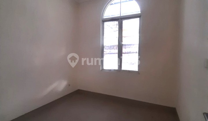 Rumah 2lt 6x17 102m Type 4KT Cluster La seine JGC Jakarta Garden City 2