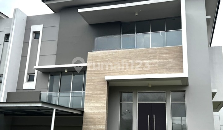 Rumah Cluster Serenade Lagoon 23x25 575m Golf Island PIK Jakarta Utara