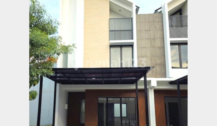 2-story house 82m Essence type La Seine Cluster JGC Cakung