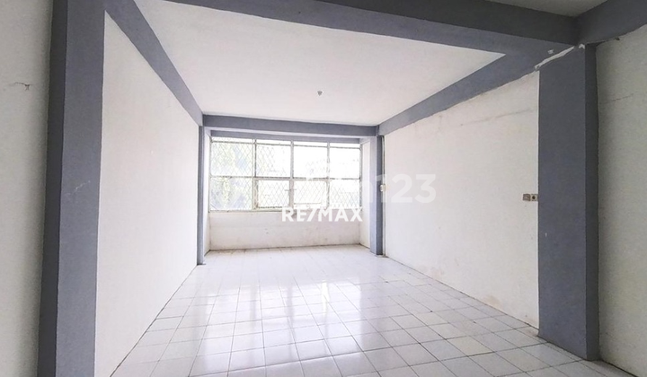 3-Storey Shop House Facing Main Road, 88M Area, Pulo Gadung, East Jakarta 2