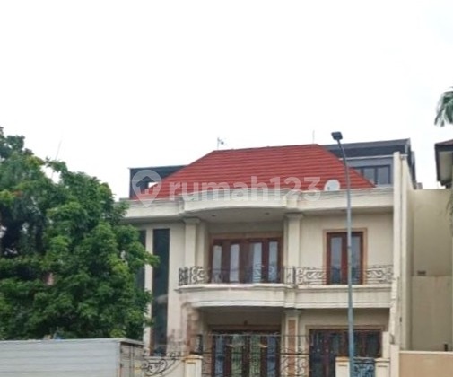 Rumah 2lt 21x26 546m Cluster Pinisi Permai PIK 1 Pantai Indah Kapuk 