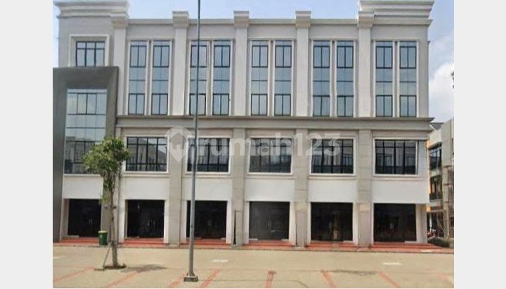 3-unit shophouse for sale in Sedayu City, 4 floors, Kelapa Gading, North Jakarta