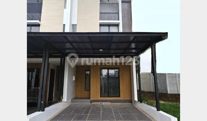 Rumah hoek 2lt luas 101m type 3KT cluster yarra essence JGC Jakarta Garden City