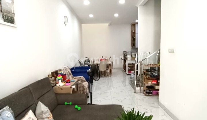 Rumah full renoved 3lt 6x15 90m Type 4KT Cluster Thames JGC Jakarta Garden City 2