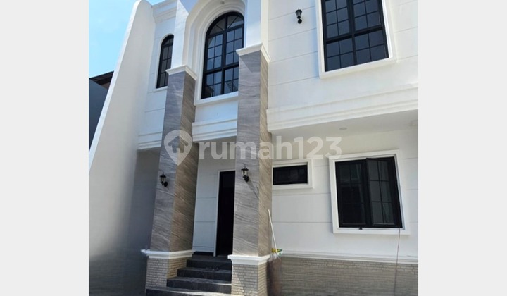 Rumah brand new 8x17 136m type 4KT Penjaringan Jakarta Utara