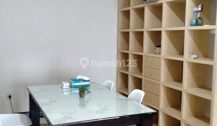 ruang makan apartemen bumimas north tower size