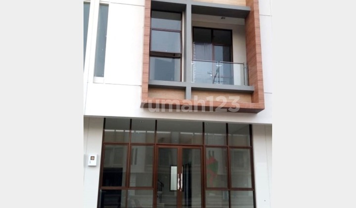 Ruko The Savoy 3Lt 6X17 102M Jgc Jakarta Garden City Cakung