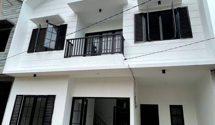 Rumah 2 Lantai di Proza Residence, Parigi, Pondok Aren 1