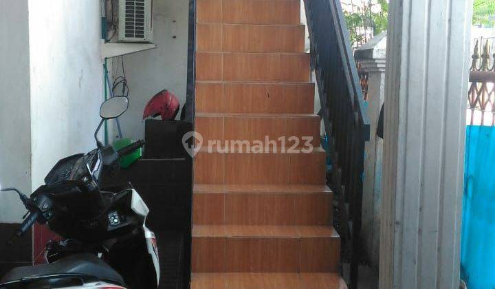 Di Jual Cepat Rumah Kosan 2 Lantai di Kebayoran Lama,  2