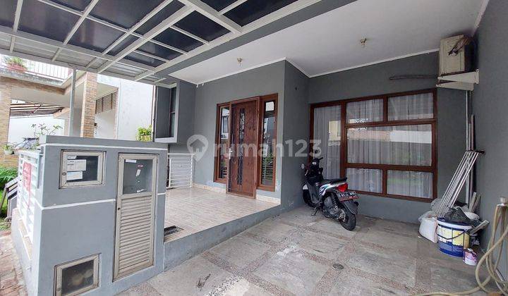 Rumah Bagus di Emerald Town House, Bintaro Jaya Sektor 9 1