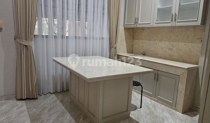 For Sale Beautiful and Luxurious House in Sector 9 Bintaro Jaya 2