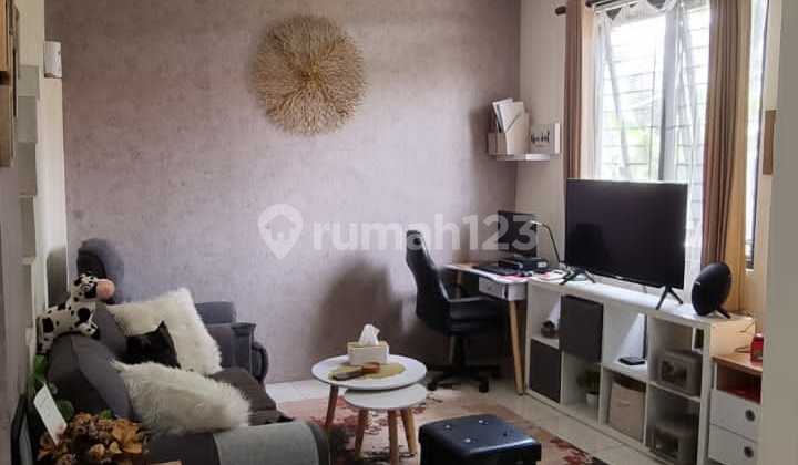 Rumah Strategis Bagus 2 Lantai Sudah Renovasi Full Furnished Rumah di Jl. Asrama Kipal, Cibeureum SHM 1