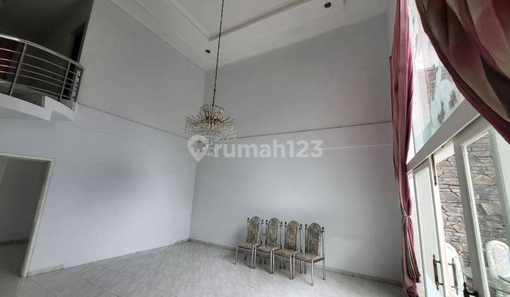 Rumah di Setra Sari Bandung 5
