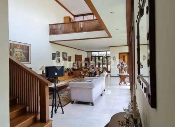 Luxury House in Dago Bandung 2