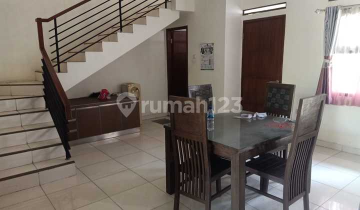 Rumah Siap Huni Di Gegerkalong Bandung. 