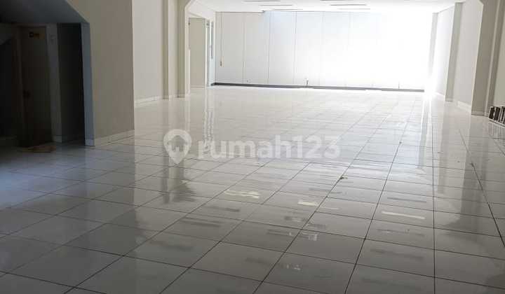 Gedung Perkantoran di Tengah Kota Bandung 2