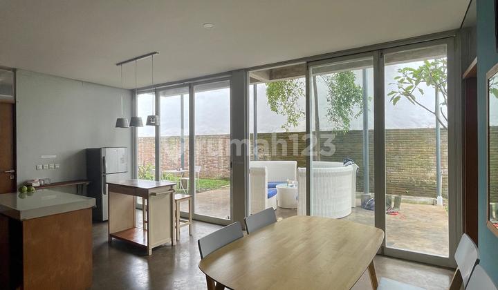 Rumah di Taman Sariwangi Bandung 2