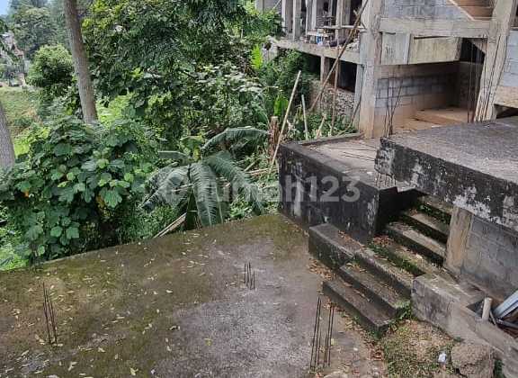 Rumah Di Bukit Pakar Timur - Dago Bandung