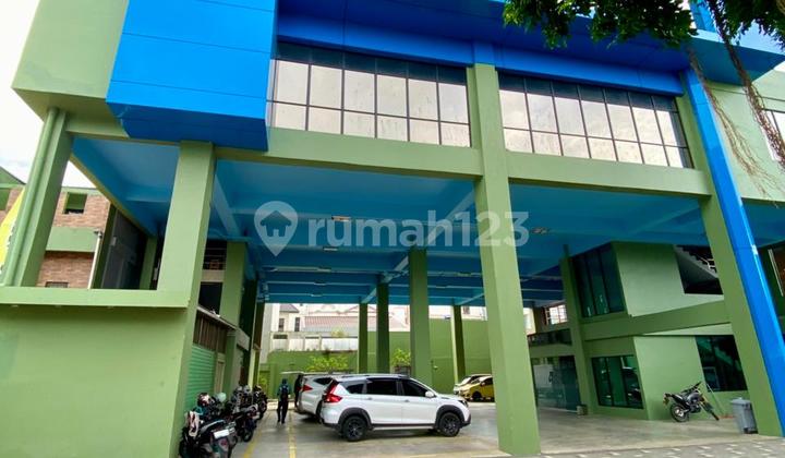 FOR RENT - Building on Jalan Panjang Sunrise Garden. Nice. Wow. Available per floor. 1st floor area 550m2, 2nd floor area 600m2. FOR RENT - Building on Jalan Panjang Sunrise Garden. Nice. Wow. Available per floor. 1st floor area 550m2, 2nd floor area 600m2.