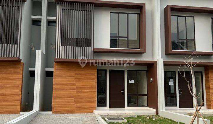 Frans Cen brand New..rumah di Casajardin..jln Lebar.murah  1