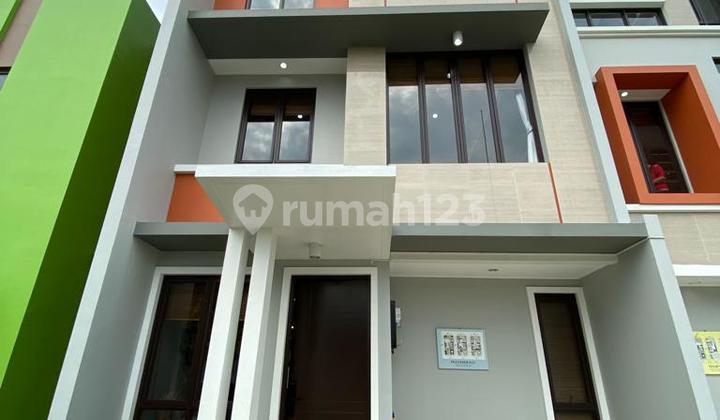 Frans Cen jual Bu rumah di Casajardin.cluster Eklusif Frans Cen jual Bu rumah di Casajardin.cluster Eklusif